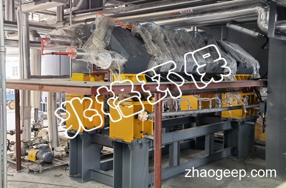 江蘇某客戶(hù)訂購(gòu)的兆格環(huán)保2套全自動(dòng)液壓壓榨機(jī)指導(dǎo)安裝完成
